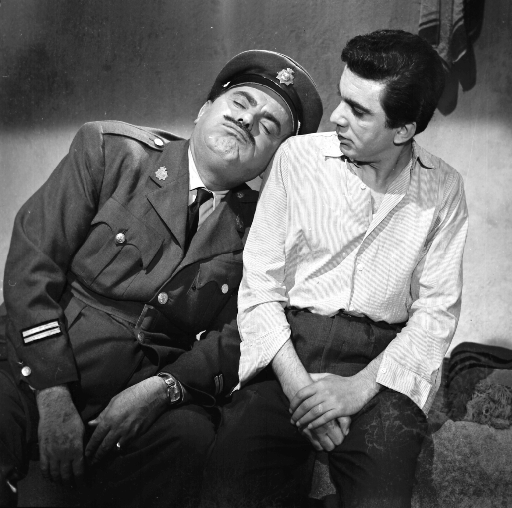 ΜΙΑ ΖΩΗ ΤΗΝ ΕΧΟΥΜΕ Cine Alexandros